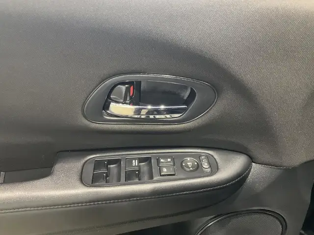 Honda HR-V LX 2RM CVT 2018 à vendre in Cars & Trucks in Laval / North Shore - Image 12