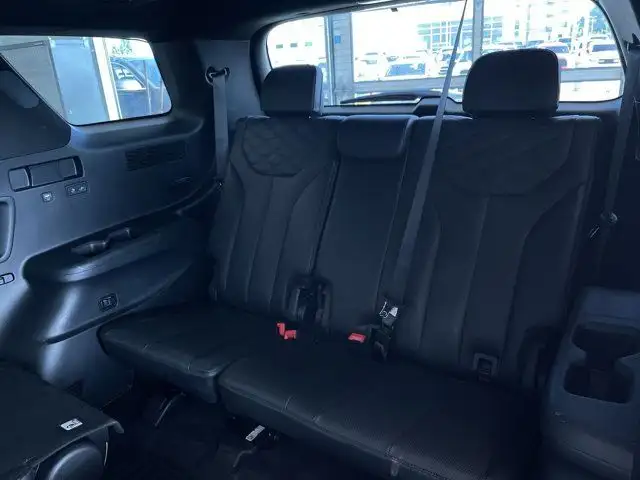 2021 Hyundai Palisade Ultimate Calligraphy | AWD | 7 Passenger in Cars & Trucks in Prince George - Image 28