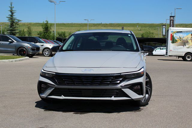 2024 Hyundai Elantra Luxury in Cars & Trucks in Calgary