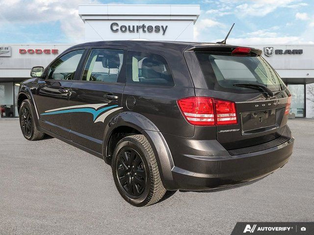 2018 Dodge Journey Canada Value Pkg | One Owner | No Reported in Cars & Trucks in Calgary - Image 4