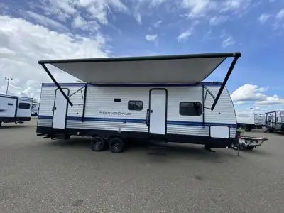 Keystone Springdale Classic travel trailer 261BHCWE highlights: Super Slide Out Extra Large Pantry F...