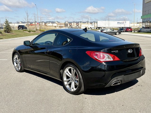 2011 Hyundai Genesis Coupe 3.8 GT V-6 * 1 OWNER * ONLY 51000 KM  in Cars & Trucks in Oakville / Halton Region - Image 4