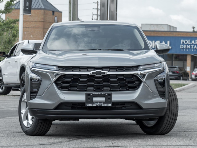 2025 Chevrolet Trax LS- Black-Out Pkg in Cars & Trucks in Markham / York Region - Image 2
