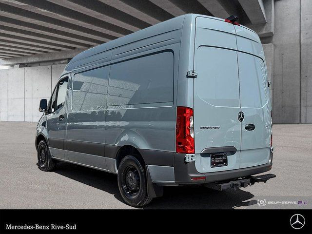 2025 Mercedes-Benz Sprinter 2500 144 Wheelbase High Roof RWD in Cars & Trucks in Longueuil / South Shore - Image 3