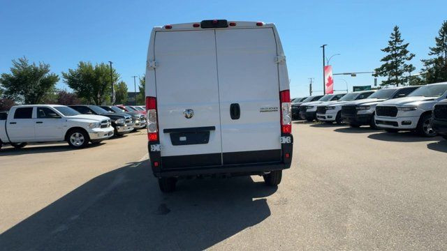2025 Ram ProMaster Cargo Van SLT | Navigation | Apple CarPlay in Cars & Trucks in Edmonton - Image 4
