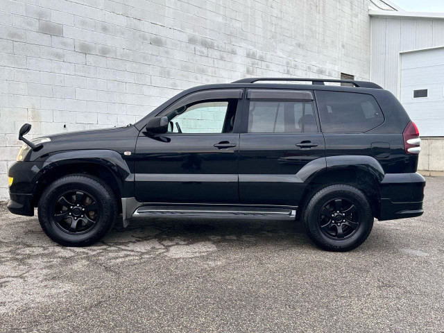 2007 Toyota Land Cruiser PRADO - 4WD | 2.7L | 4 CYLINDER | 8PASS in Cars & Trucks in City of Toronto - Image 3