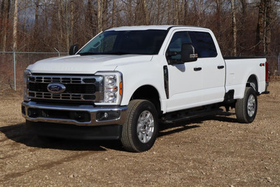  2024 Ford F-350 Super Duty SRW XLT