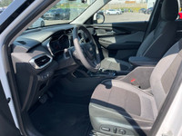 1 OWNER | ACCIDENT FREE | HEATED SEATS | LANE KEEP ASSIST | BACK UP CAMERA | WIFI HOT SPOT | ONSTAR... (image 9)