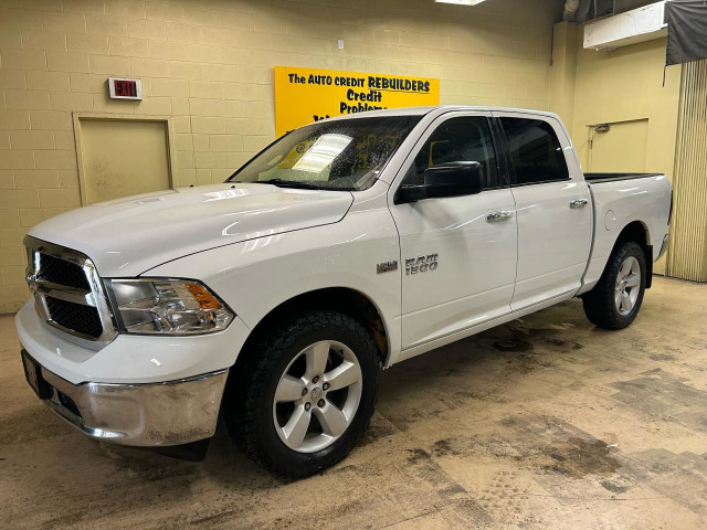 2017 RAM 1500 SLT in Cars & Trucks in Windsor Region - Image 3