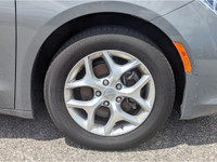 2020 Chrysler Pacifica Limited Leather | One Owner | Panoramic sunroof | 7 Seater Leather **MARKET V... (image 8)