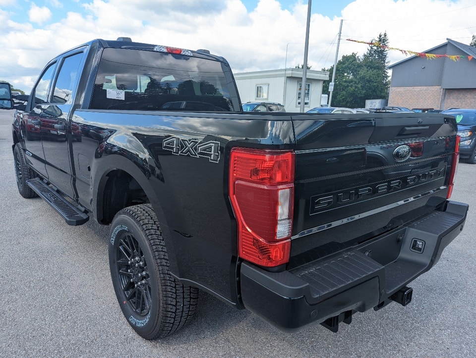  2022 Ford Super Duty F-250 SRW XLT *Black Appearance Pkg, 6.7L Diesel, Nav, Powerscope Mirrors, Tai