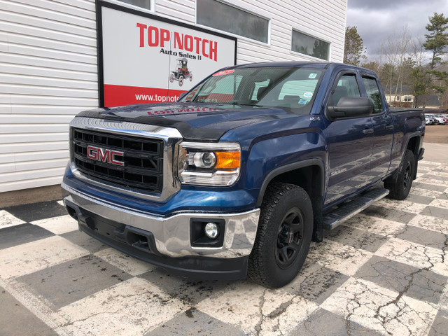 2015 GMC SIERRA K1500 Low KM, Power mirrors abd windows, V6 MVI  in Cars & Trucks in Annapolis Valley