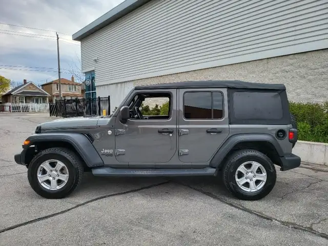 2019 Jeep Wrangler Unlimited SPORT 4X4 TRAIL RATED-BLUETOOTH-BAC in Cars & Trucks in City of Toronto - Image 4