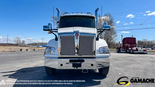 2025 KENWORTH T880 HIGHWAY / SLEEPER TRUCK / TRACTOR in Heavy Trucks in Chilliwack - Image 3