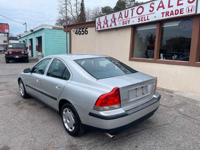 2004 Volvo S60 2.4 M SR 4dr Sdn Leather Seats|Power Seats|HTD Se in Cars & Trucks in City of Toronto - Image 2