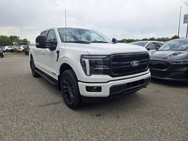 2025 Ford F-150 LARIAT | BLACK APP PKG | MOBILE OFF PKG | TOW PK in Cars & Trucks in Calgary - Image 4