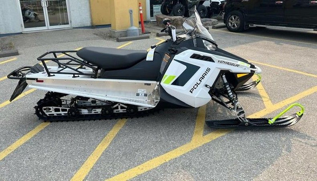 NEW 2025 Polaris 550 VOYAGEUR 144" ONLY $74 B/W WITH 0 DOWN!!✅✅✅ in Snowmobiles in Strathcona County - Image 3