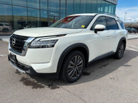 2022 NISSAN PATHFINDER SL PREMIUM PACKAGE 4WD | REMOTE START | 360 CAMERA | BOSE SPEAKERS - Heads up... (image 1)