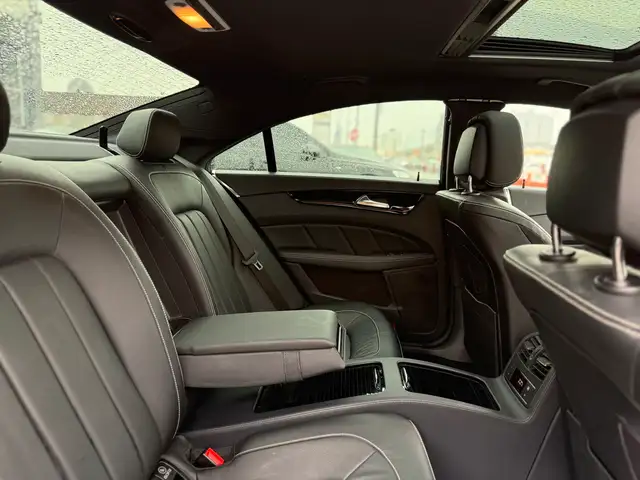 2017 Mercedes-Benz CLS-Class 550 //AMG SPORT | HARMAN KARDON | S dans Autos et camions dans Ville de Toronto - Image 37