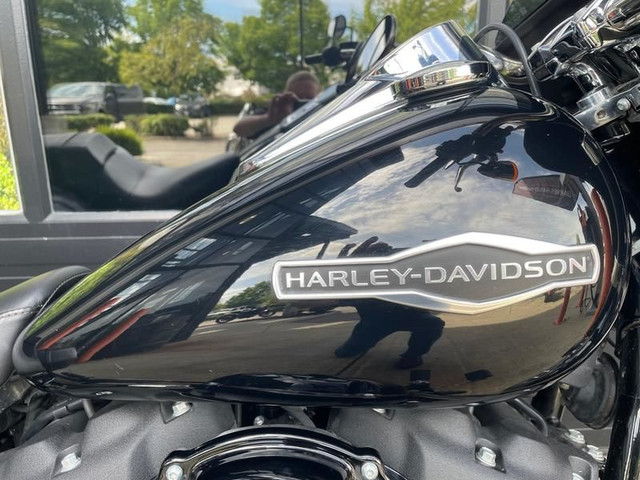 2019 Harley-Davidson FLSB - Softail Sport Glide in Street, Cruisers & Choppers in Delta/Surrey/Langley - Image 4