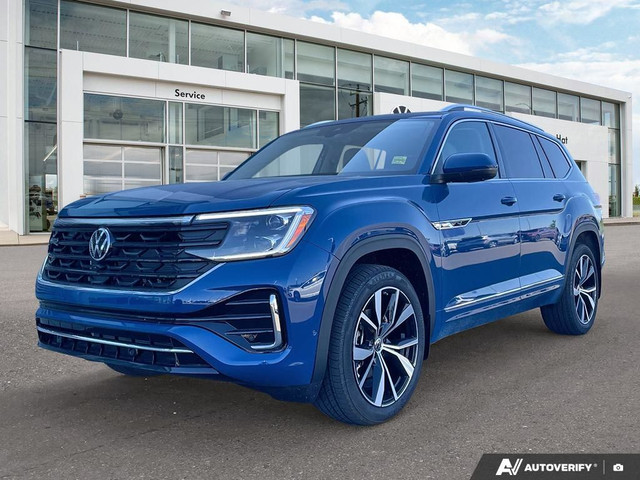 2025 Volkswagen ATLAS Execline 2025 Volkswagen Atlas – Spacious, in Cars & Trucks in Medicine Hat - Image 2