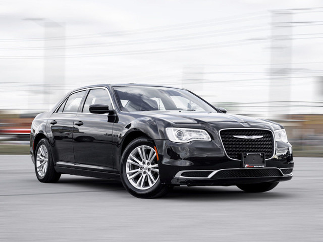 2015 Chrysler 300 TOURING PKG|LEATHER|BACK UP|HEATED SEATS|LOW K in Cars & Trucks in City of Toronto