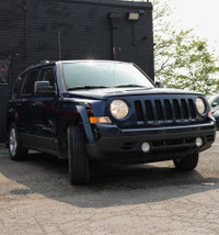 IN TRANSIT JEEP PATRIOT NORTH HEATED SEATS | POWER WINDOWS | CRUISE CONTROL CLEAN CARFAX NO ACCIDENT... (image 2)