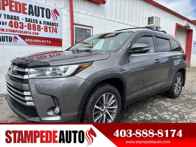 2019 Toyota Highlander XLE | AWD | 7 PASSENGER | LEATHER HEATED  in Cars & Trucks in Calgary