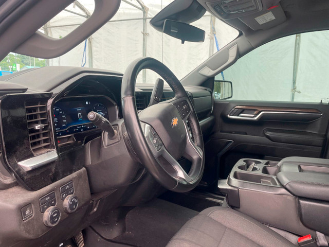 2023 Chevrolet Silverado 1500 LT CREW 4X4 *NAV* SIÈGES / VOLANT  in Cars & Trucks in Laurentides - Image 3