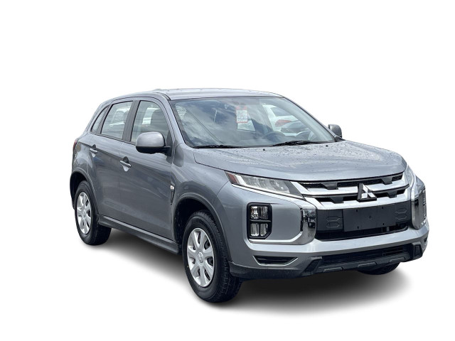 2023 Mitsubishi RVR ES in Cars & Trucks in City of Montréal - Image 2