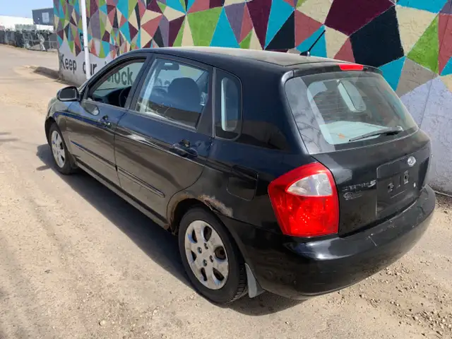 2007 Kia Spectra5 5dr HB Manual LX62863214494851122