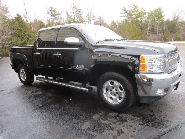 2013 CHEVROLET SILVERADO LT * LOW KILOMETRES, ONLY 120,000 KM'S  in Cars & Trucks in Oshawa / Durham Region - Image 2