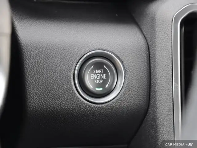 2025 GMC Acadia Elevation dans Autos et camions dans London - Image 27