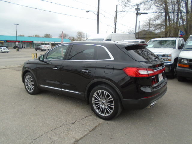 2017 Lincoln MKX Reserve in Cars & Trucks in City of Toronto - Image 3