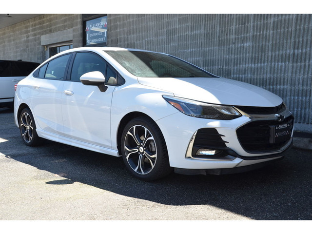 2019 Chevrolet Cruze 4dr Sdn LT in Cars & Trucks in Burnaby/New Westminster - Image 4