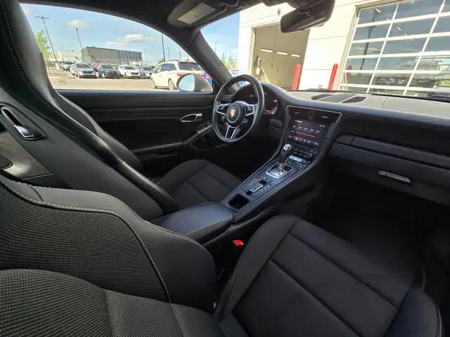 2019 Porsche 911 Carrera 4 **NO ACCIDENTS**LOW KMS**AWD**370H... in Cars & Trucks in Grande Prairie - Image 20