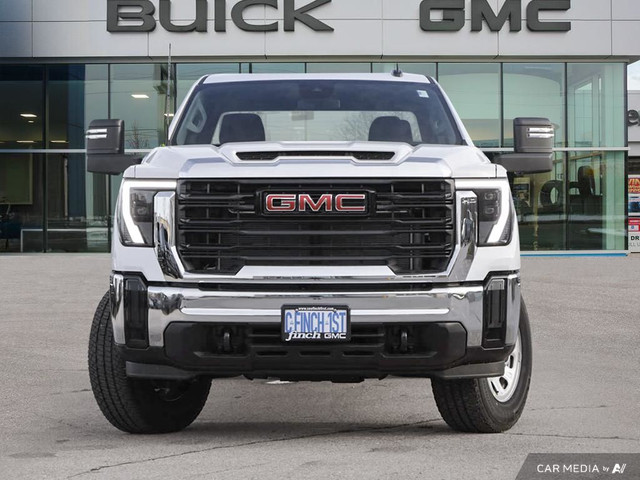 2025 GMC Sierra 2500HD Pro in Cars & Trucks in London - Image 2