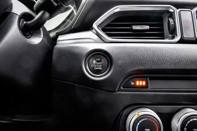 2019 Mazda CX-5 GX • HEATED SEATS • CP/AA • ACTIVE BRAKE ASSIST in Cars & Trucks in Ottawa - Image 26