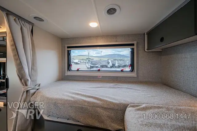 2025 Winnebago Ekko 22A AWD POP-TOP in RVs & Motorhomes in Kelowna - Image 26