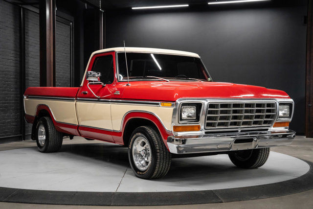 1977 Ford F-150 Custom | US Mag Rims | Pioneer Deck | Red/Cream in Classic Cars in Strathcona County - Image 3