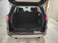 All wheel drive 15 Escape SE with backup camera, bluetooth and more. 1.6 liter turbocharged engine.... (image 3)