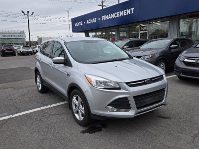 2015 Ford Escape SE 4WD * MAGS * CAMERA * BAS MILLAGE * CLEAN!!