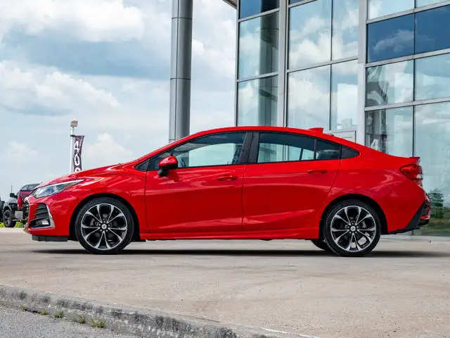 2019 Chevrolet Cruze Premier in Cars & Trucks in Barrie - Image 5