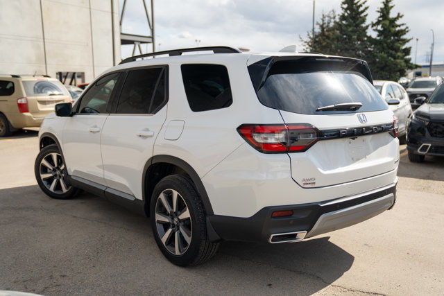 2025 Honda Pilot Touring in Cars & Trucks in Edmonton - Image 3