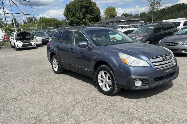 2014 Subaru Outback 2.5I LIMITED in Cars & Trucks in Ottawa - Image 2