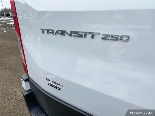 2023 Ford Transit Cargo Van T250 Medium Roof | Vinyl Seats in Cars & Trucks in Brandon - Image 31