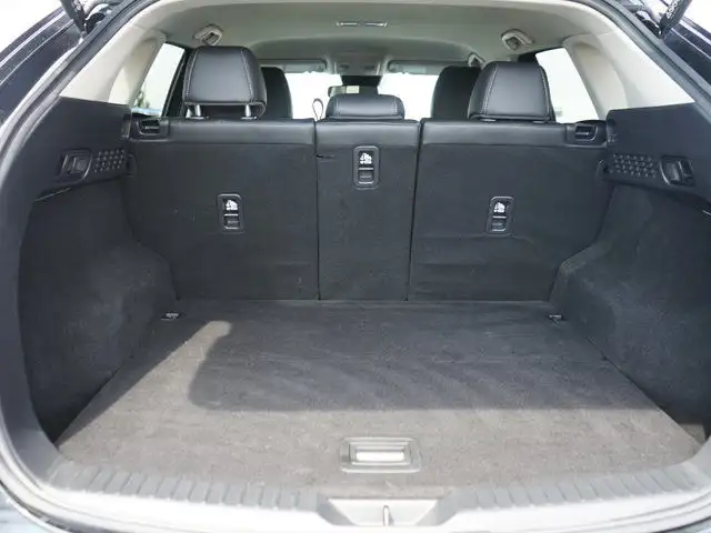 2024 Mazda CX-5 GS | All Wheel Drive | Leather in Cars & Trucks in Hamilton - Image 25