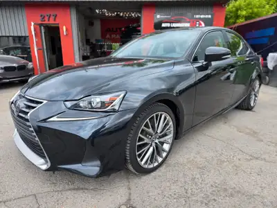****2017 LEXUS IS300 PRENIUM AWD 67 000 KM (CERTIFIÉ)****** EN SUPERBE CONDITION ESTHÉTIQUE ET MÉCAN...