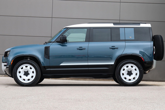 2024 Land Rover Defender 110 P400 S in Cars & Trucks in London - Image 3