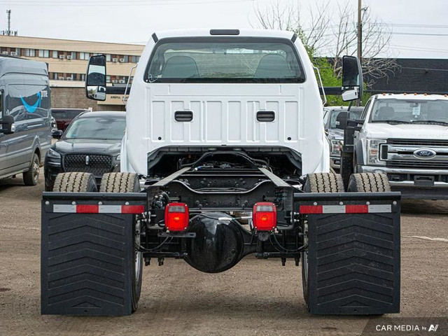 2026 Ford Super Duty F-750 REGULAR CAB DOCK HGT in Cars & Trucks in Edmonton - Image 3